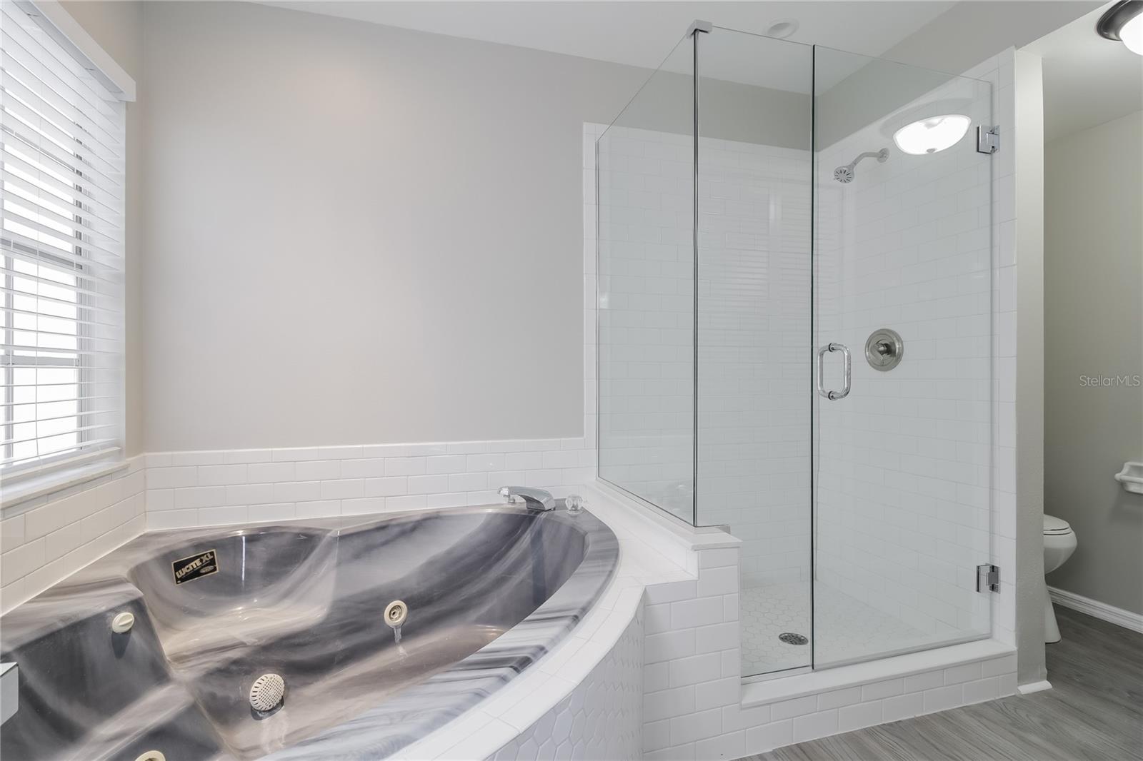 TWIN PINES - Residential Lease