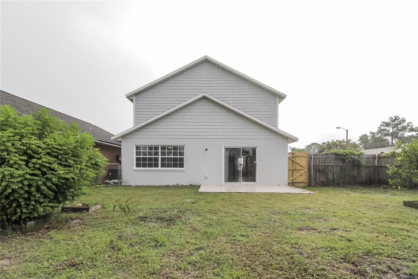 TWIN PINES - Residential Lease