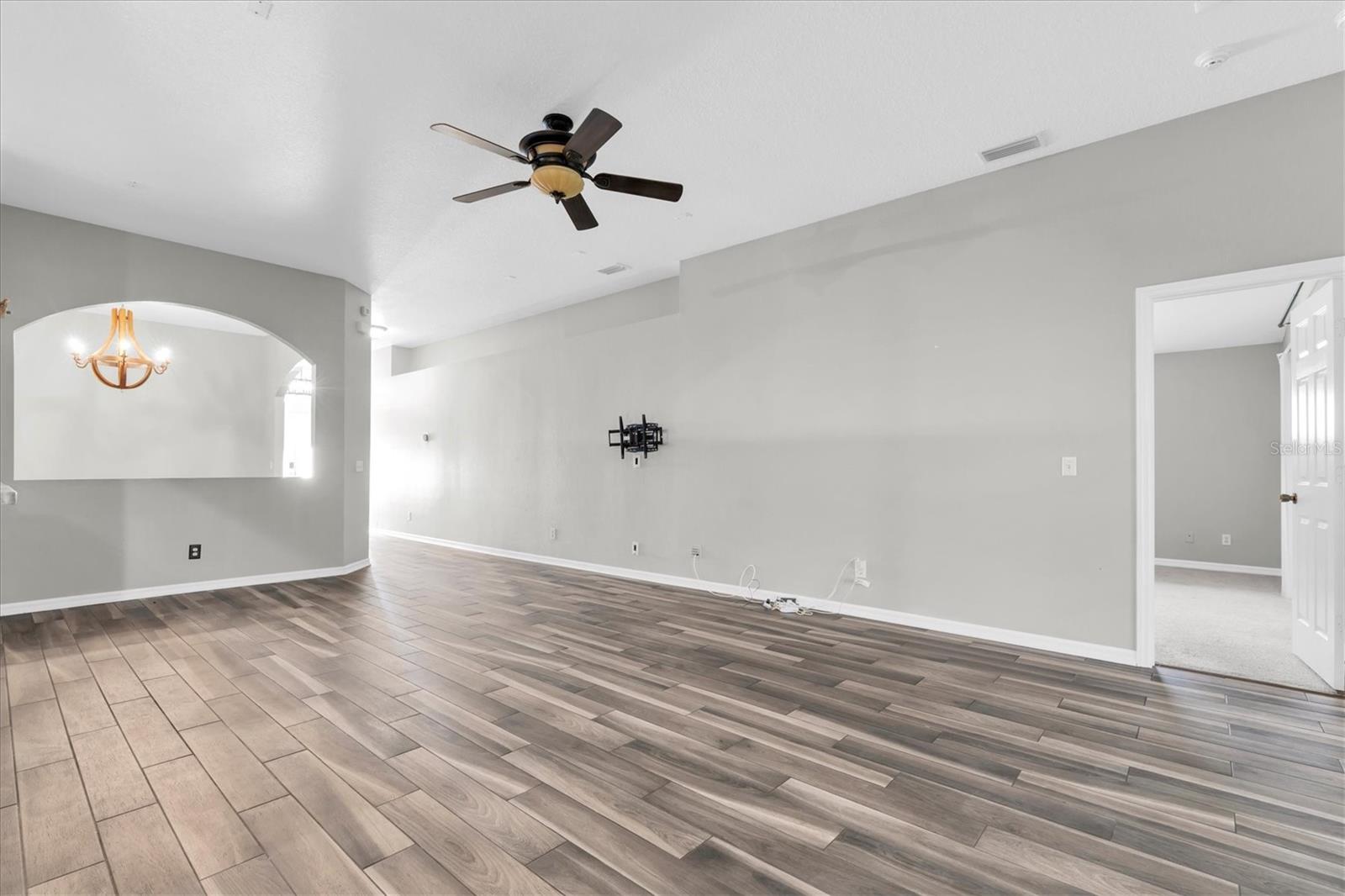 FISHHAWK RANCH PH 2 PRCL - Residential