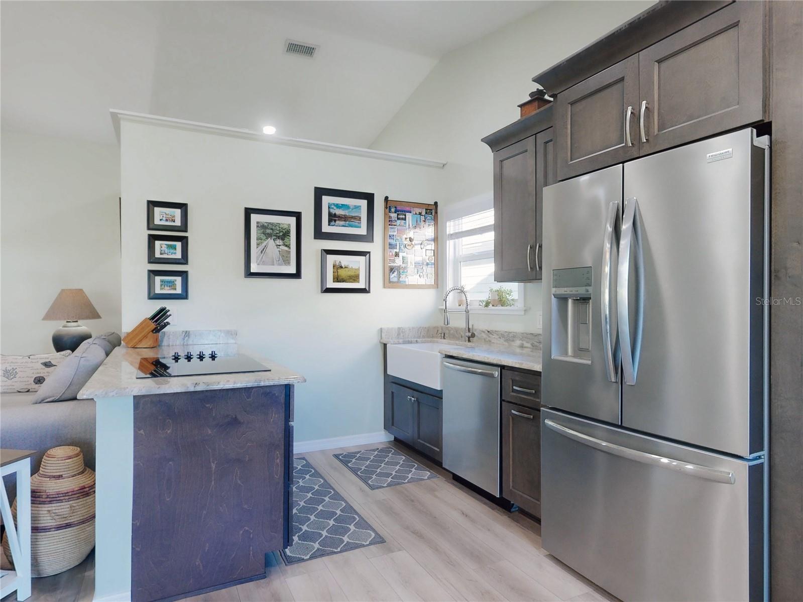 PINE ISLAND PH 01 - Residential