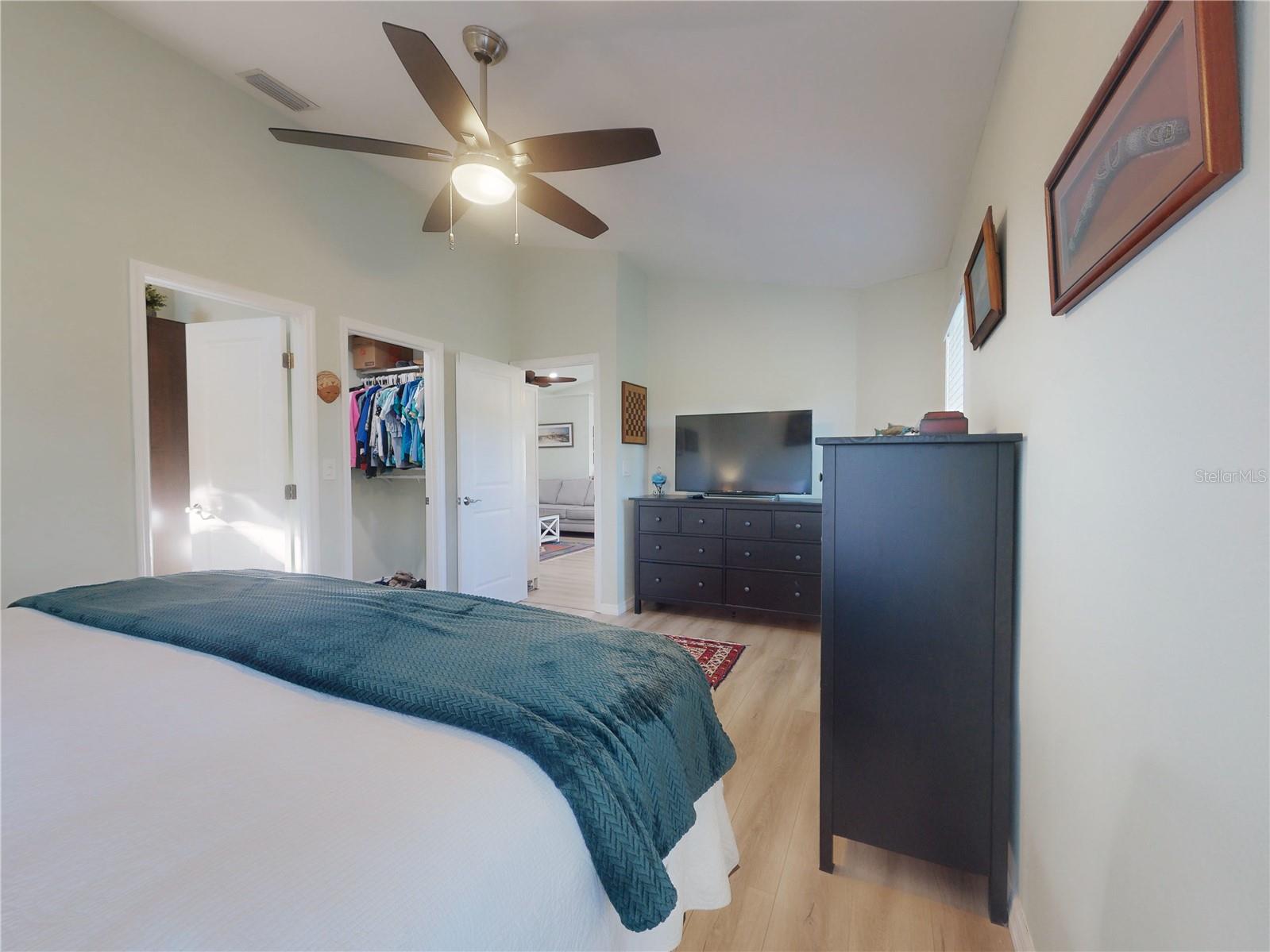 PINE ISLAND PH 01 - Residential