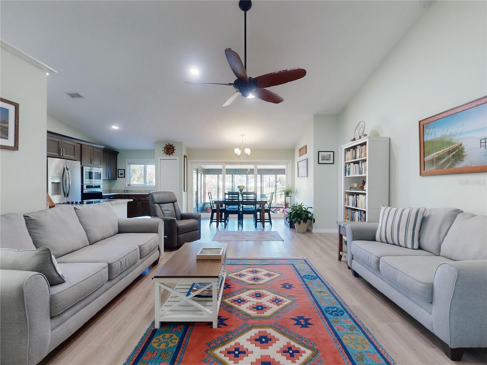 PINE ISLAND PH 01 - Residential