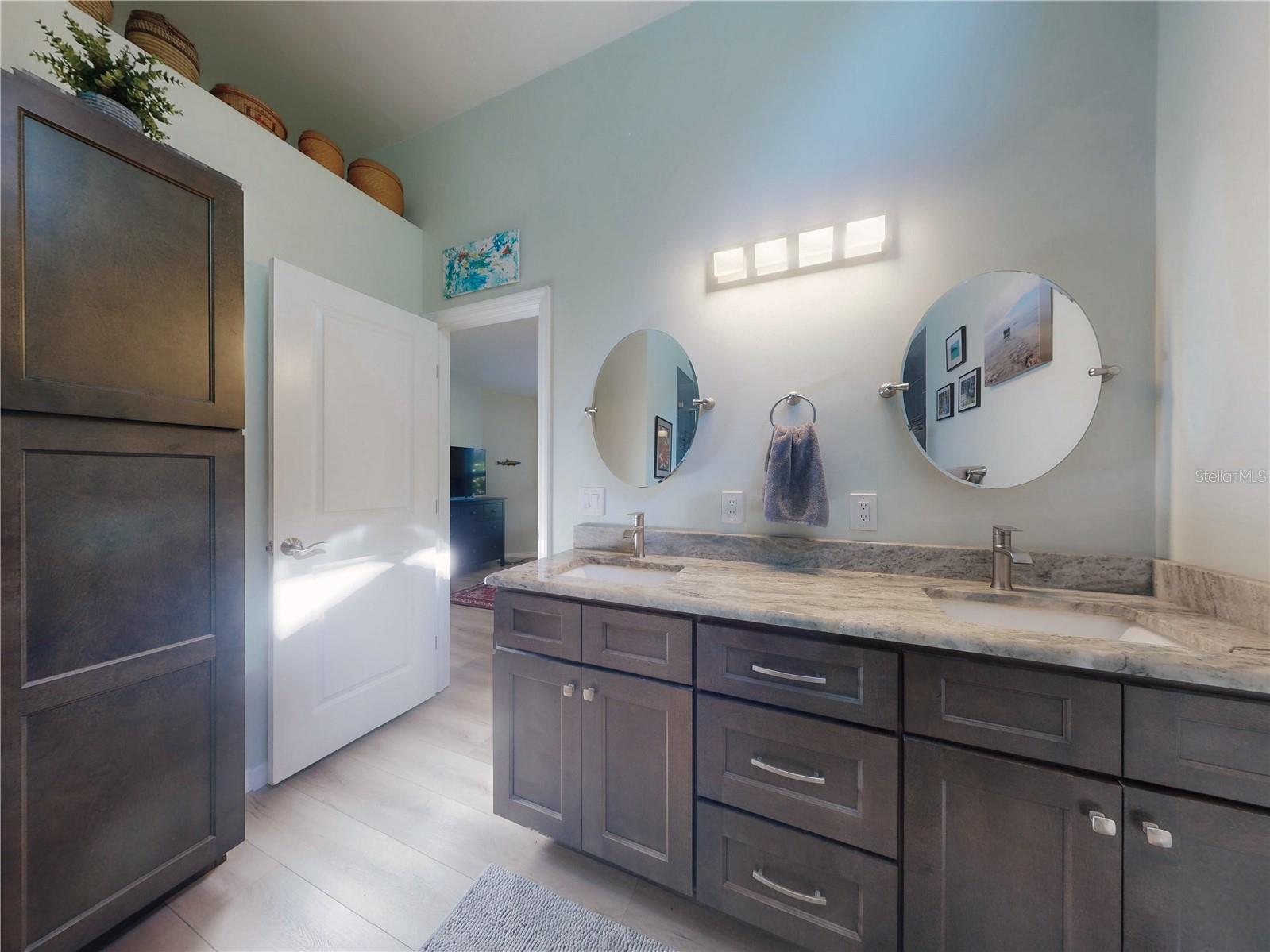 PINE ISLAND PH 01 - Residential