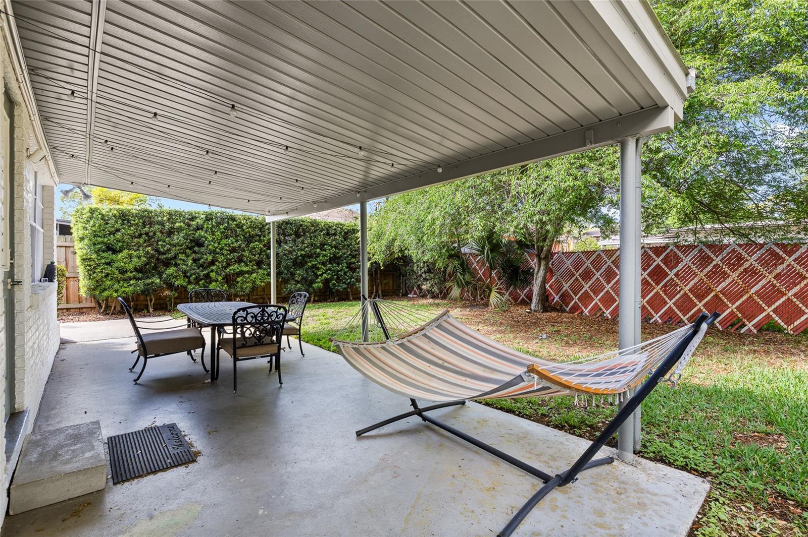 MANHATTAN MANOR REV - Residential