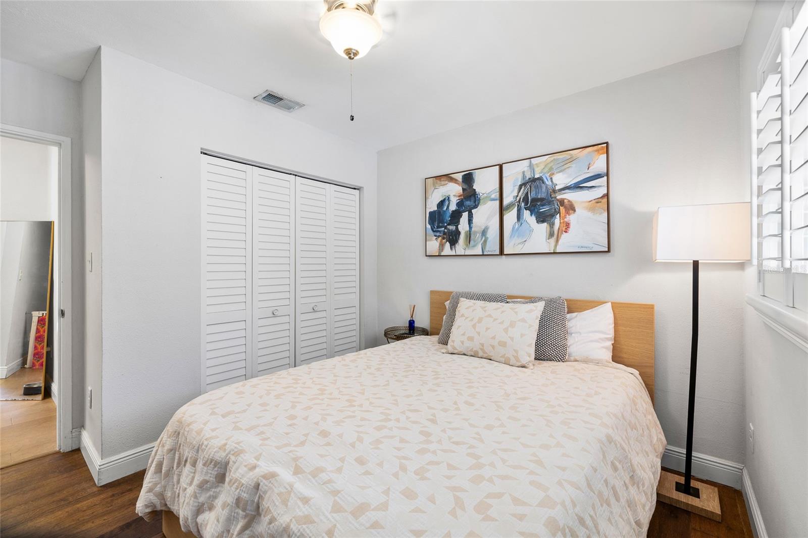 MANHATTAN MANOR REV - Residential