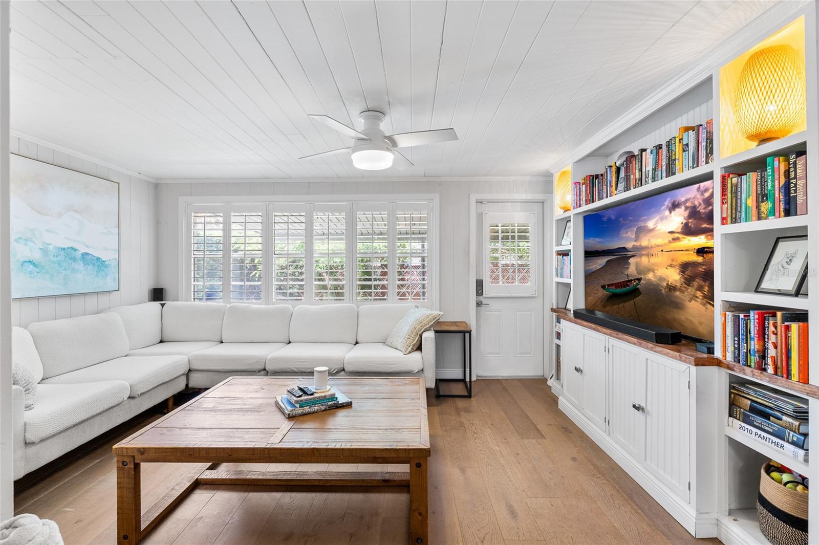 MANHATTAN MANOR REV - Residential