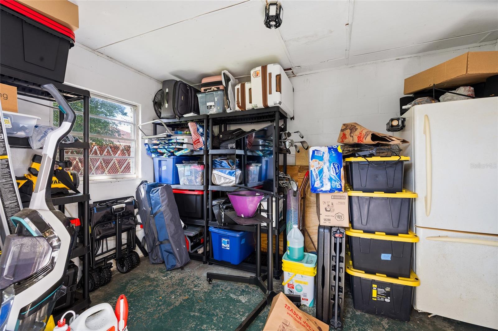 MANHATTAN MANOR REV - Residential