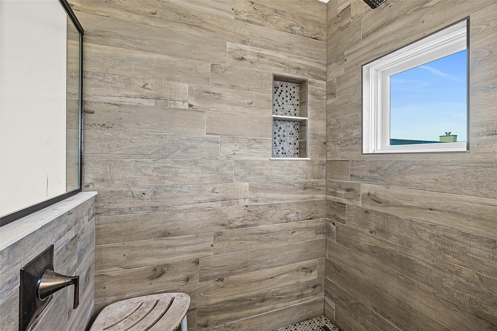 BARRATARIA ISLAND - Residential