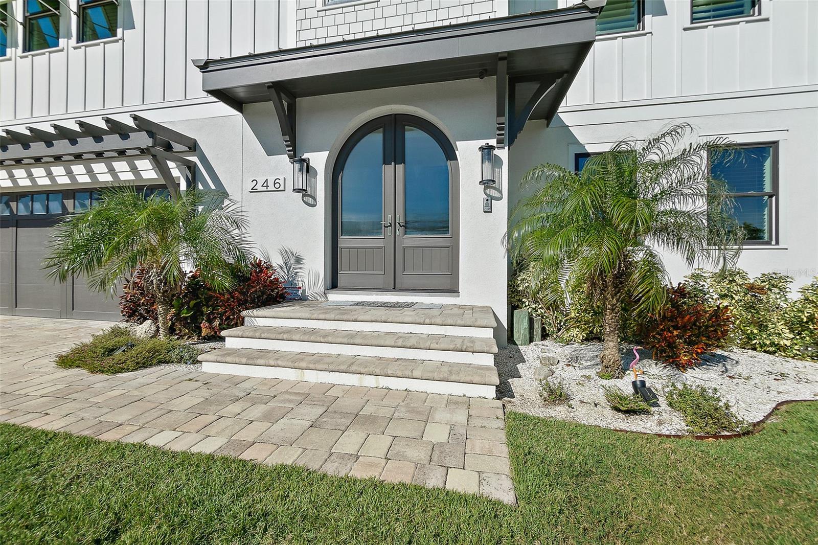 BARRATARIA ISLAND - Residential