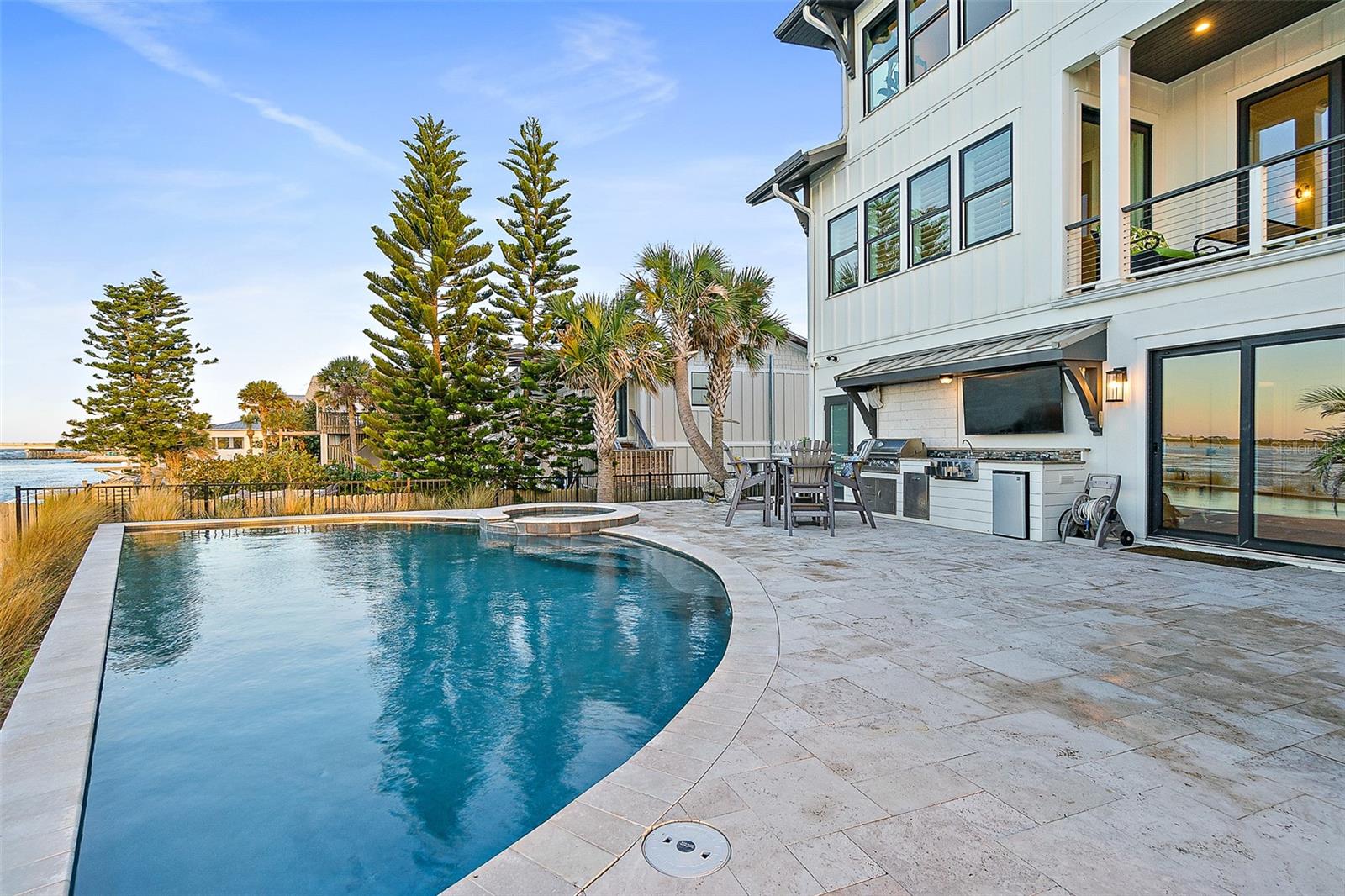 BARRATARIA ISLAND - Residential