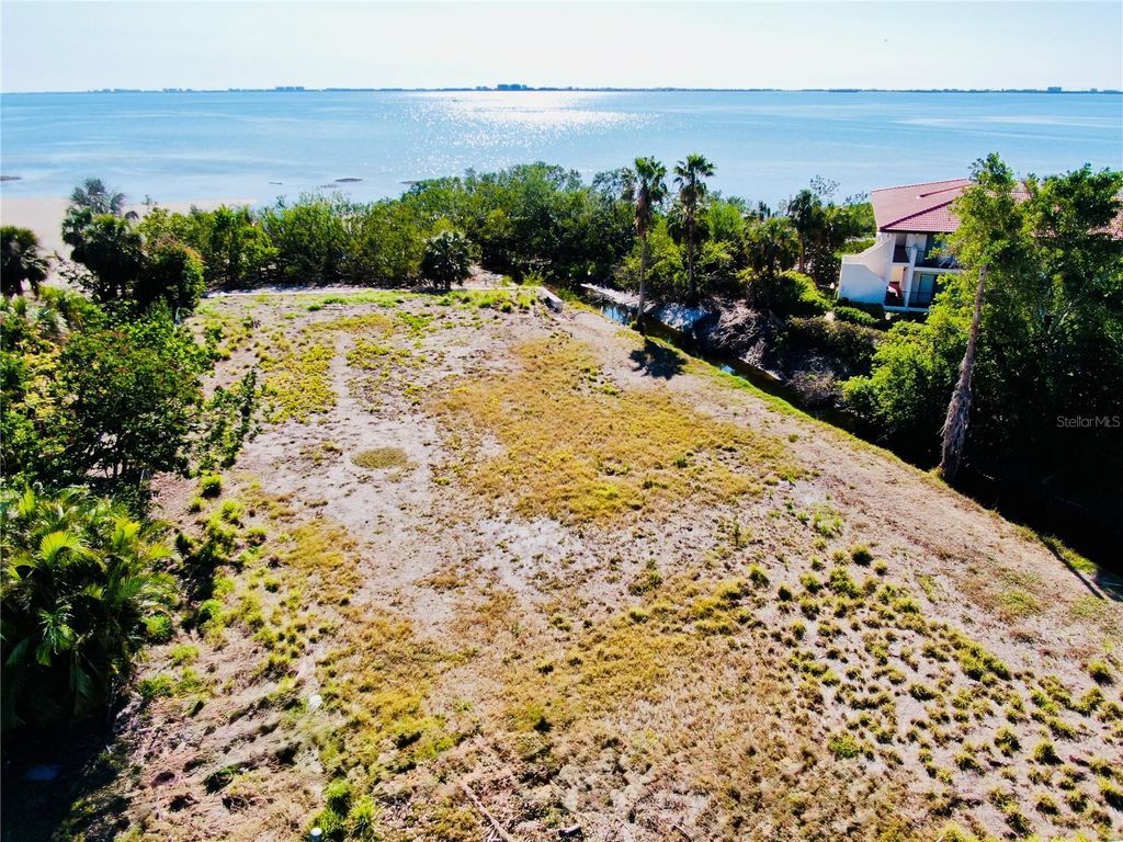 Photo of 6649 Renssalaer Drive, Bradenton, FL 34207 (MLS # A4635569)