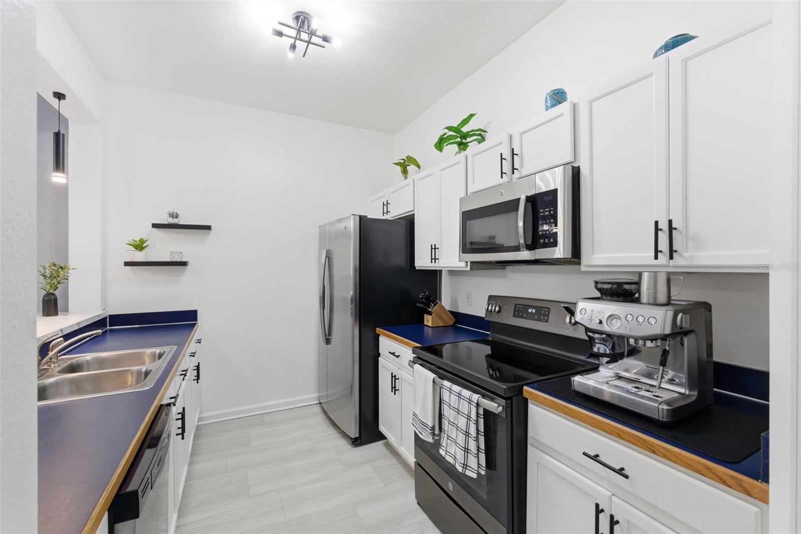 GOLF RIDGE CONDO - Residential