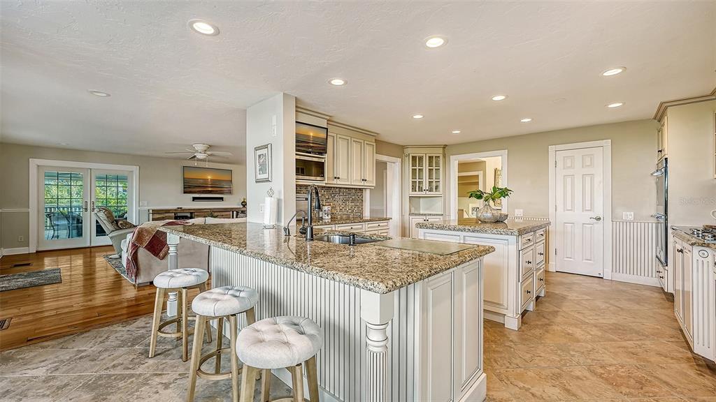 SIESTA COVE SUB - Residential