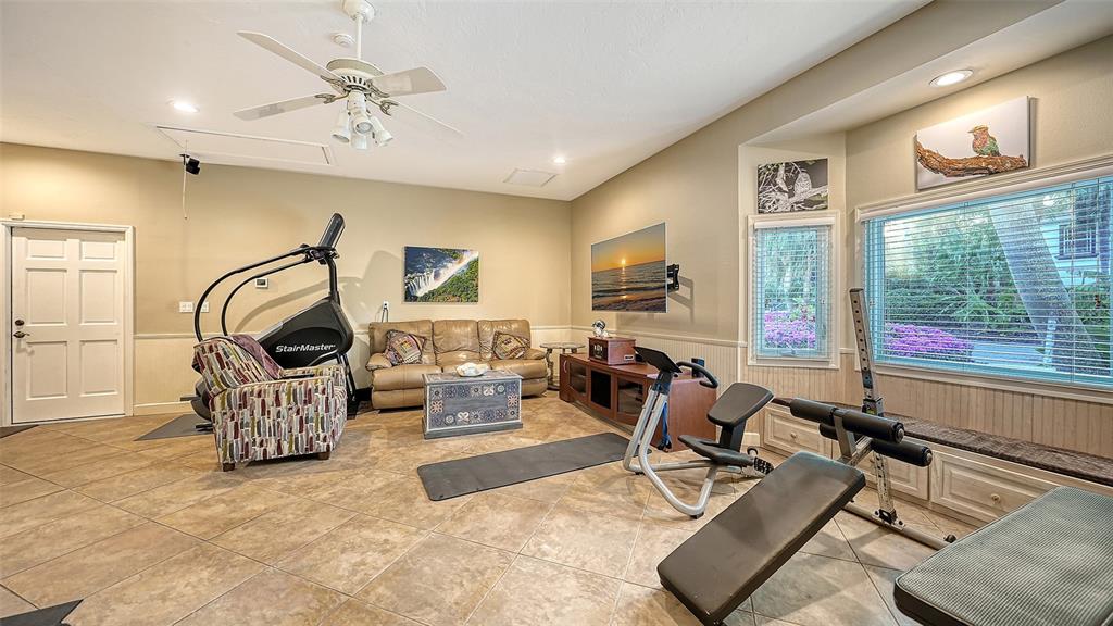 SIESTA COVE SUB - Residential