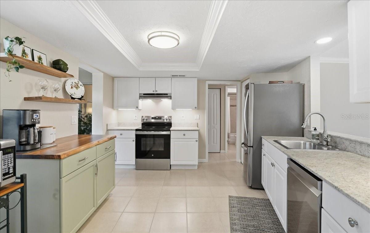 CENTER GATE VILLAGE 1 - Residential