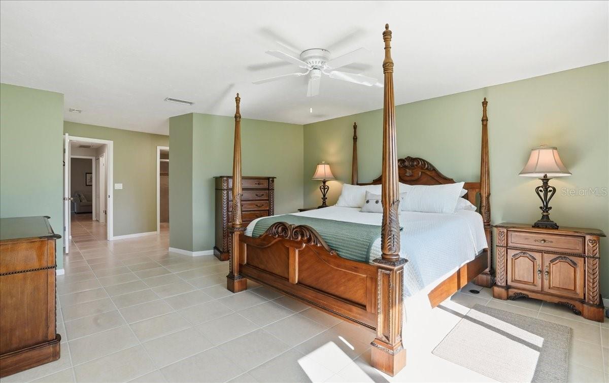 CENTER GATE VILLAGE 1 - Residential