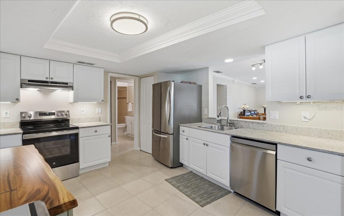 CENTER GATE VILLAGE 1 - Residential