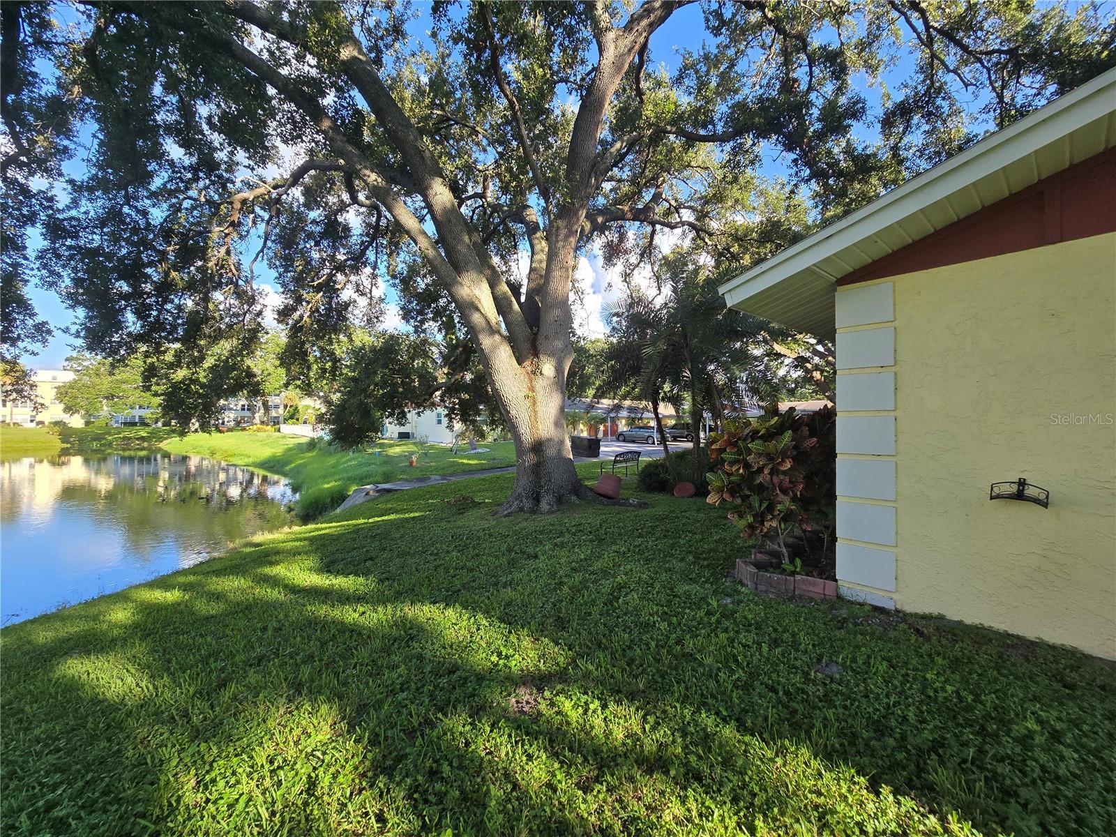 HEATHER HILL APTS - Residential Lease
