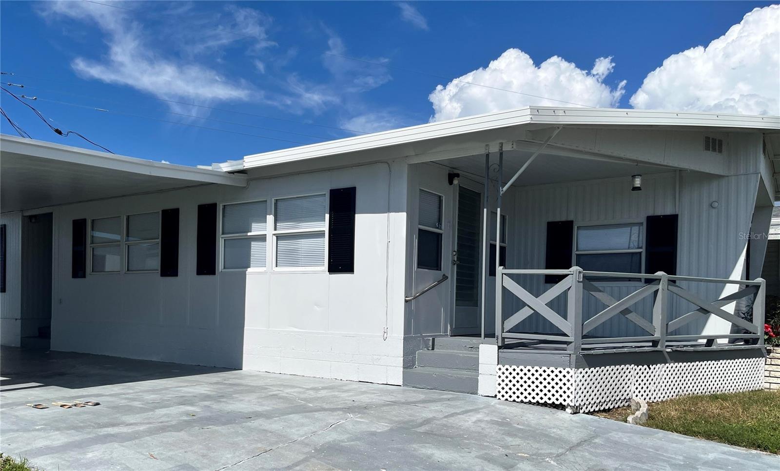 207 51ST AVENUE PLAZA W 3, BRADENTON, FL, 34207 1 207 51ST AVENUE PLAZA W 3