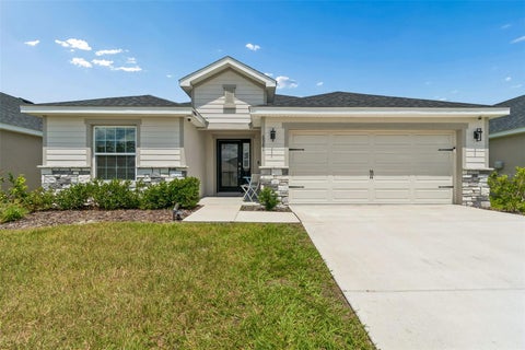 Photo of 6981 Twisting Pines Loop, Zephyrhills, FL 33541 (MLS # TB8507547)