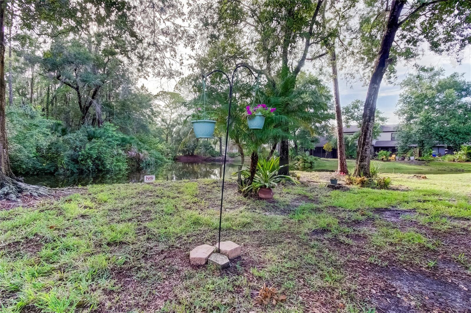 EAST LAKE WOODLANDS WOODS LANDING TWNHMS - Residential