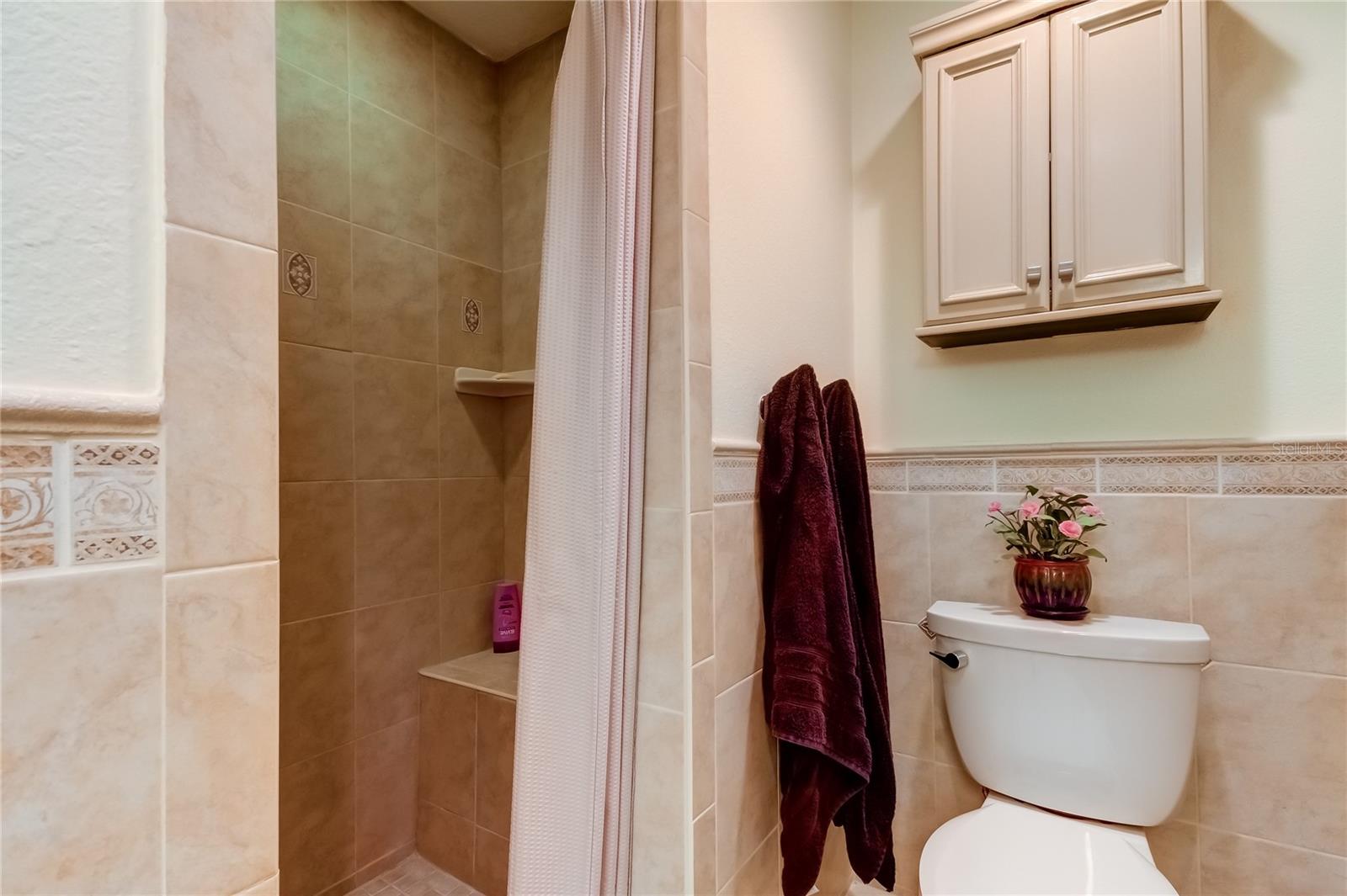 EAST LAKE WOODLANDS WOODS LANDING TWNHMS - Residential