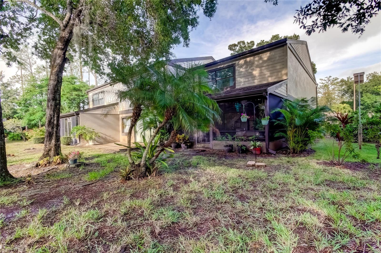 EAST LAKE WOODLANDS WOODS LANDING TWNHMS - Residential