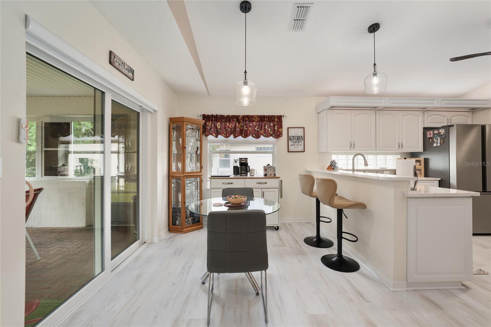 OAK RUN - Residential