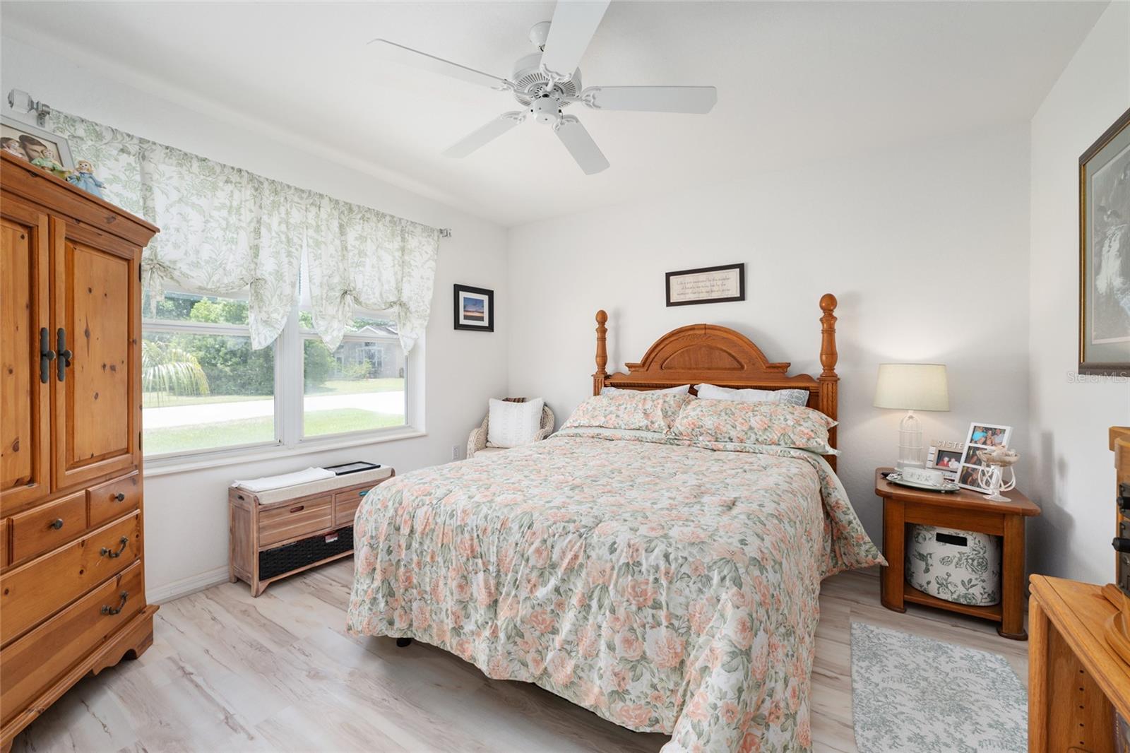 OAK RUN - Residential