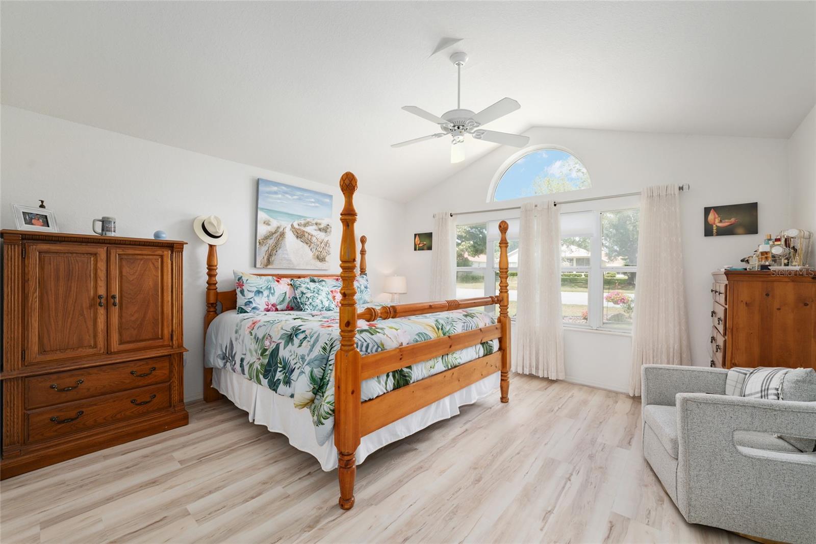 OAK RUN - Residential