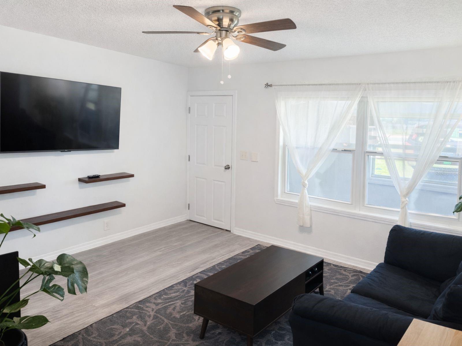 PRESHA SUB - Residential