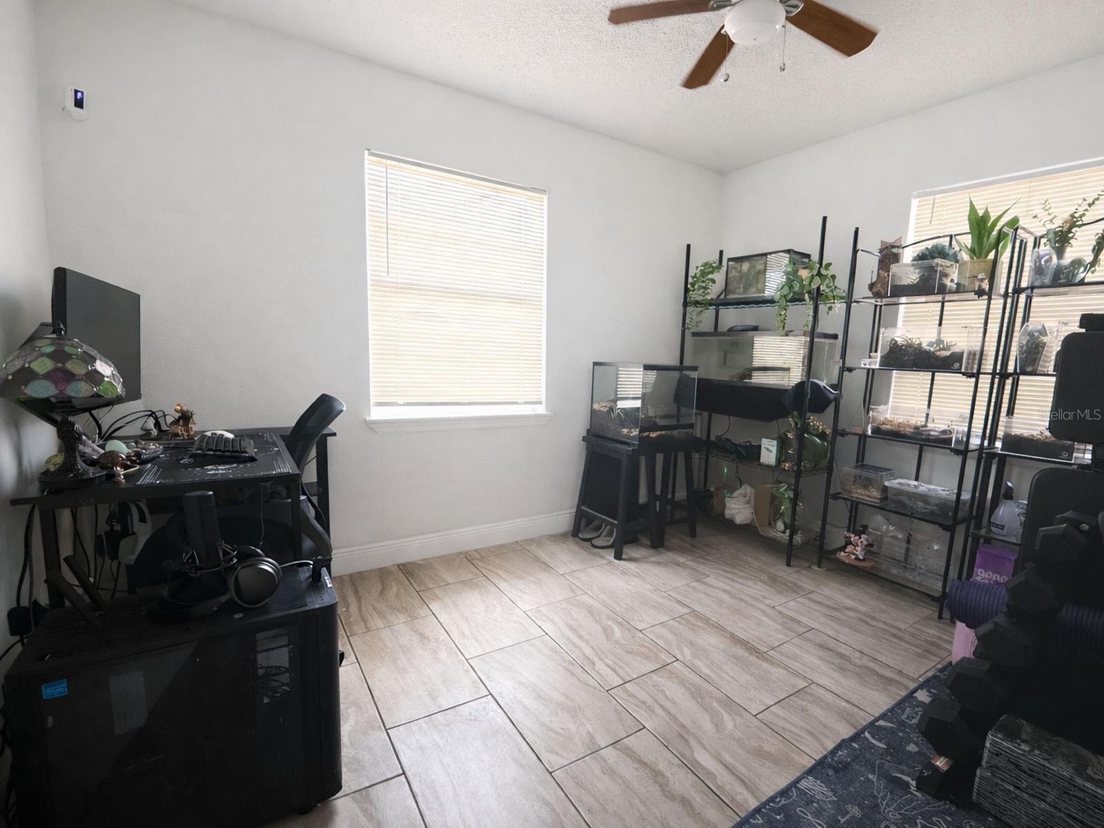 PRESHA SUB - Residential