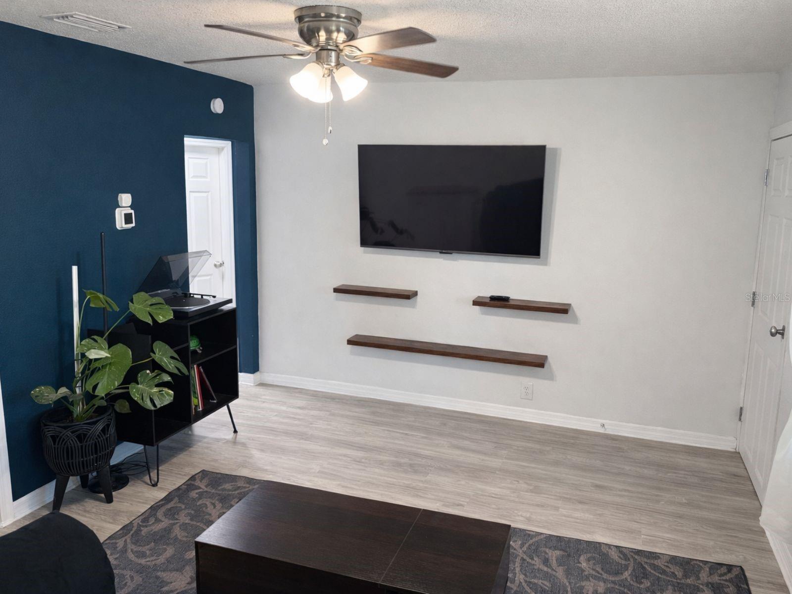 PRESHA SUB - Residential