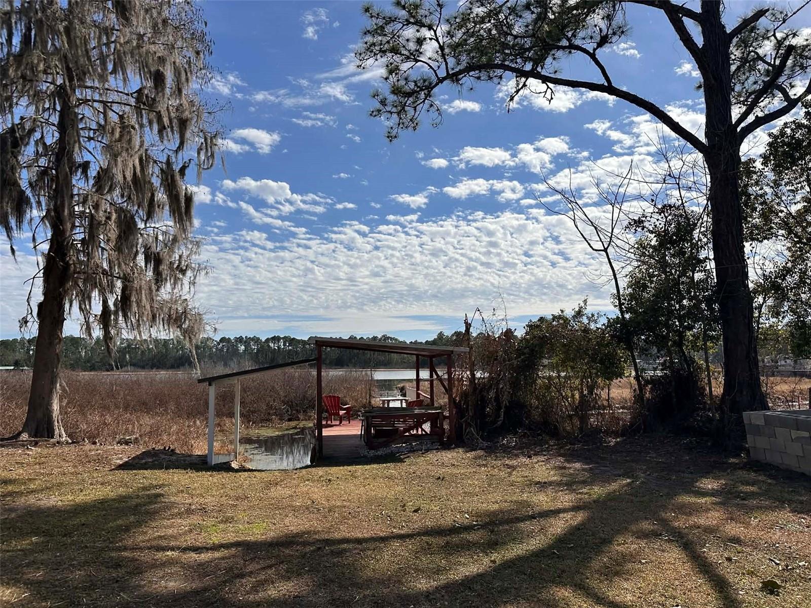 LAKE LYNNE - Residential