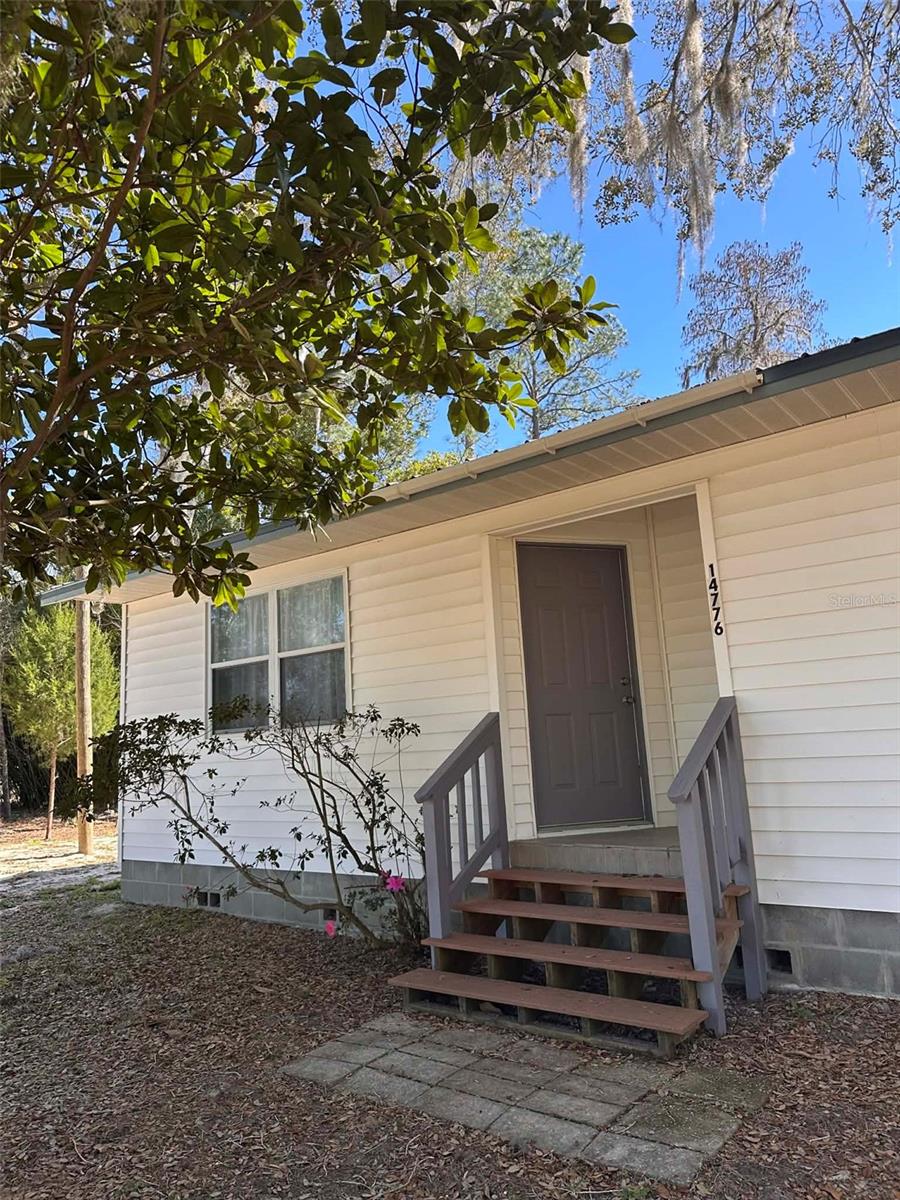 LAKE LYNNE - Residential