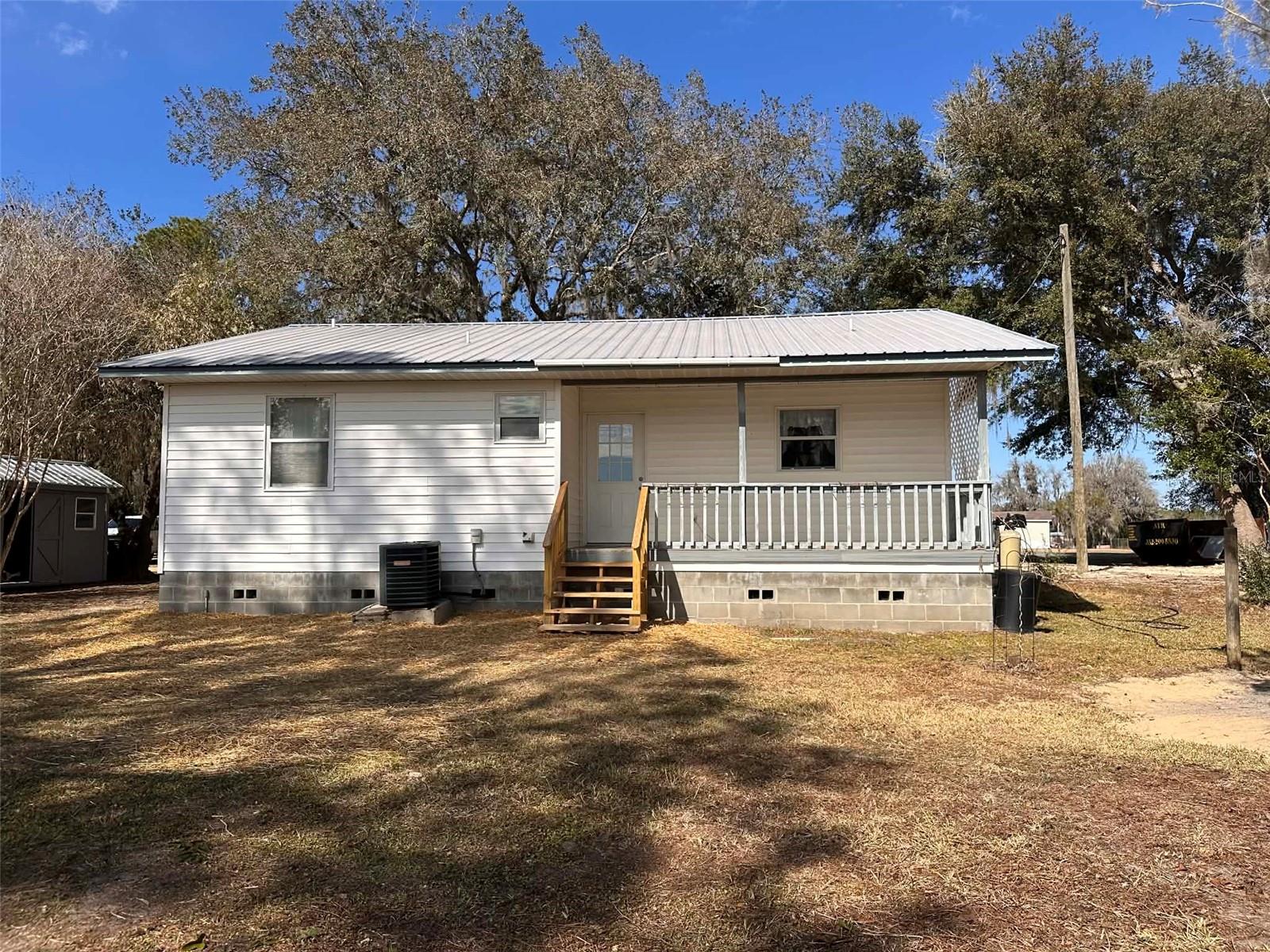 LAKE LYNNE - Residential