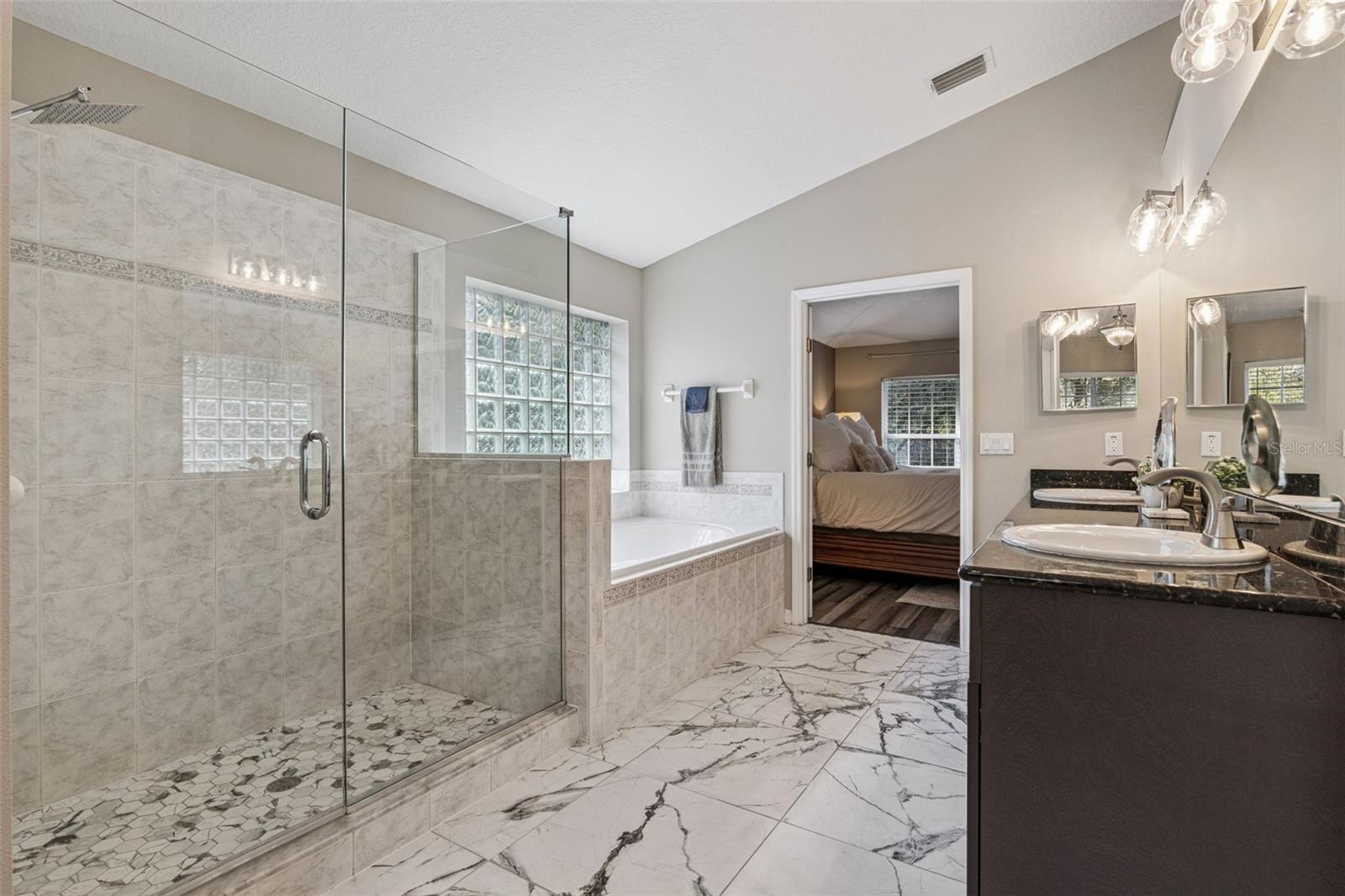 WESTMINSTER WOOD - Residential