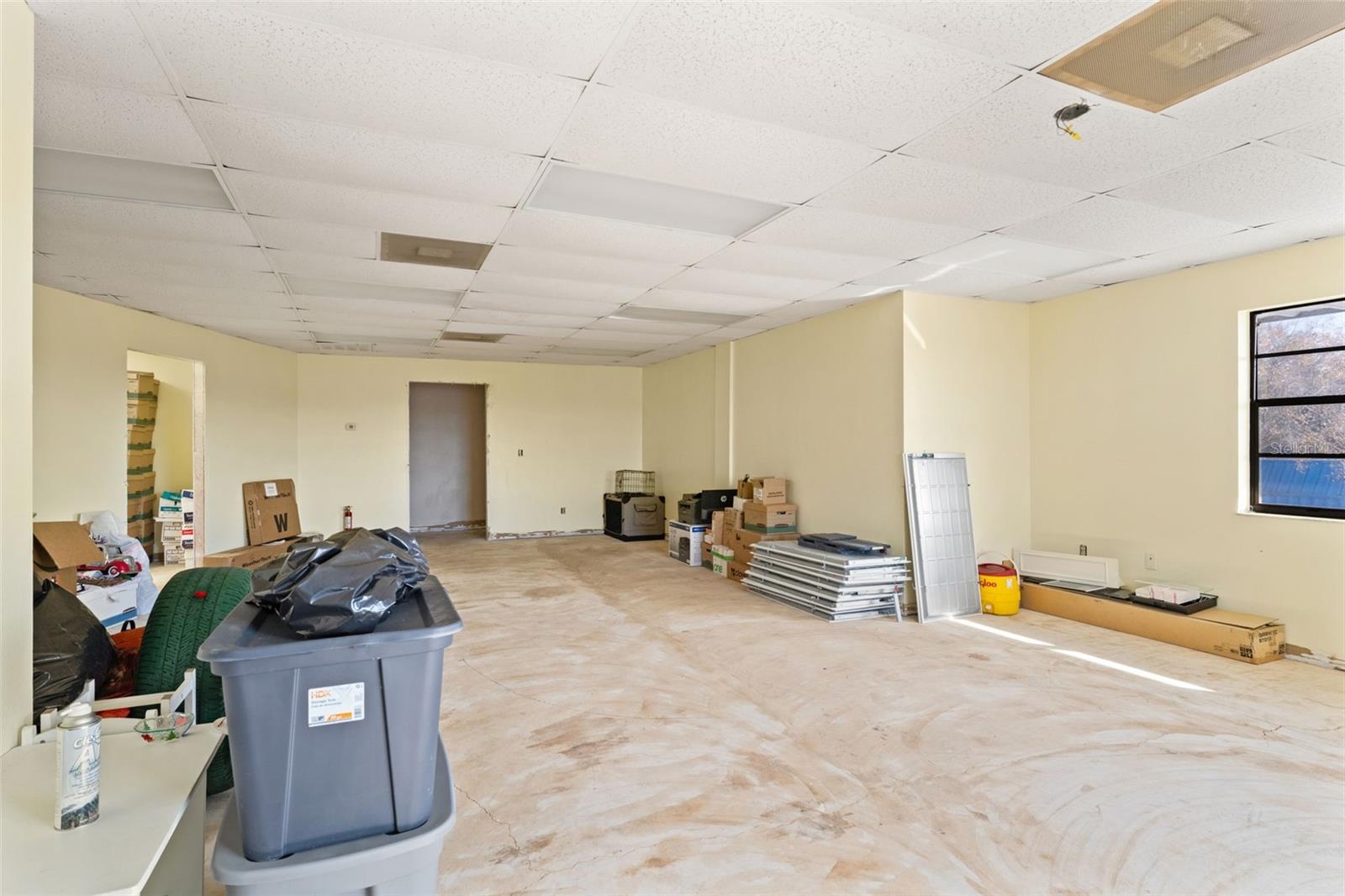 ACREAGE - Commercial Sale