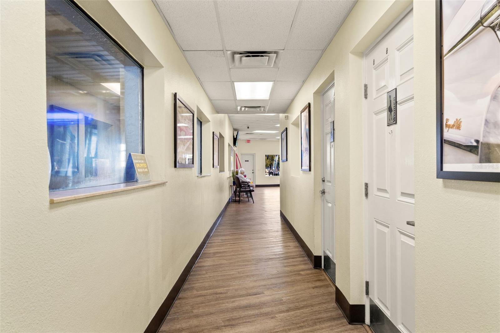 ACREAGE - Commercial Sale