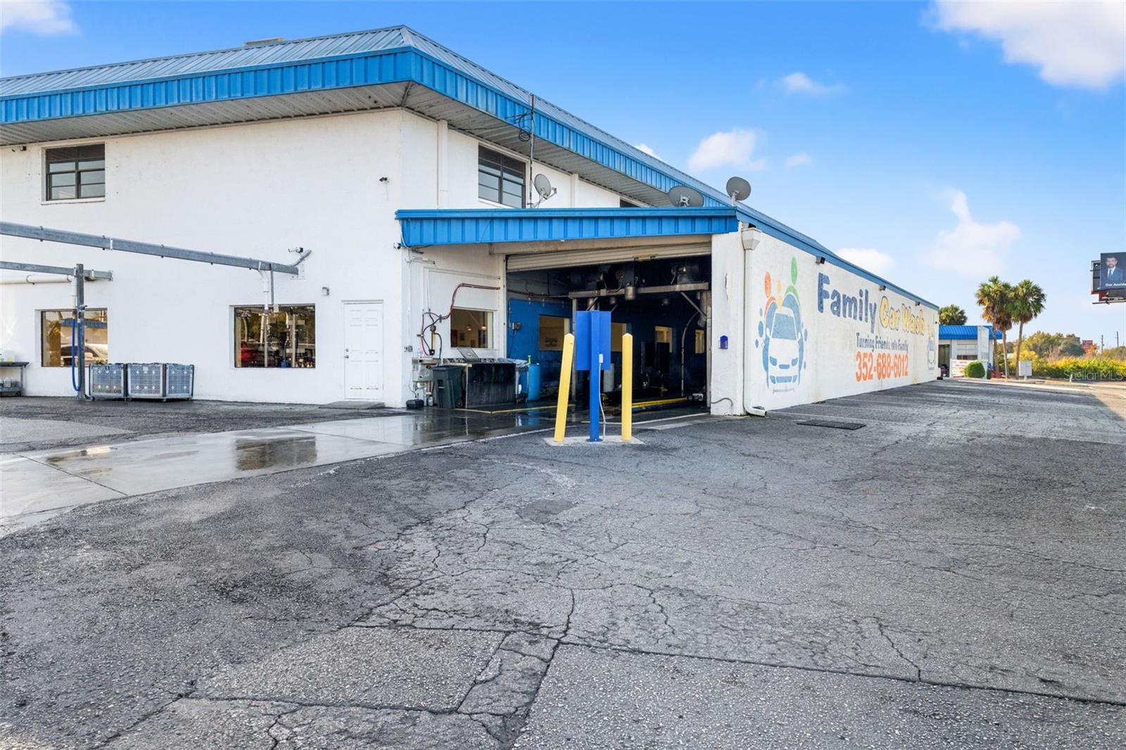 ACREAGE - Commercial Sale