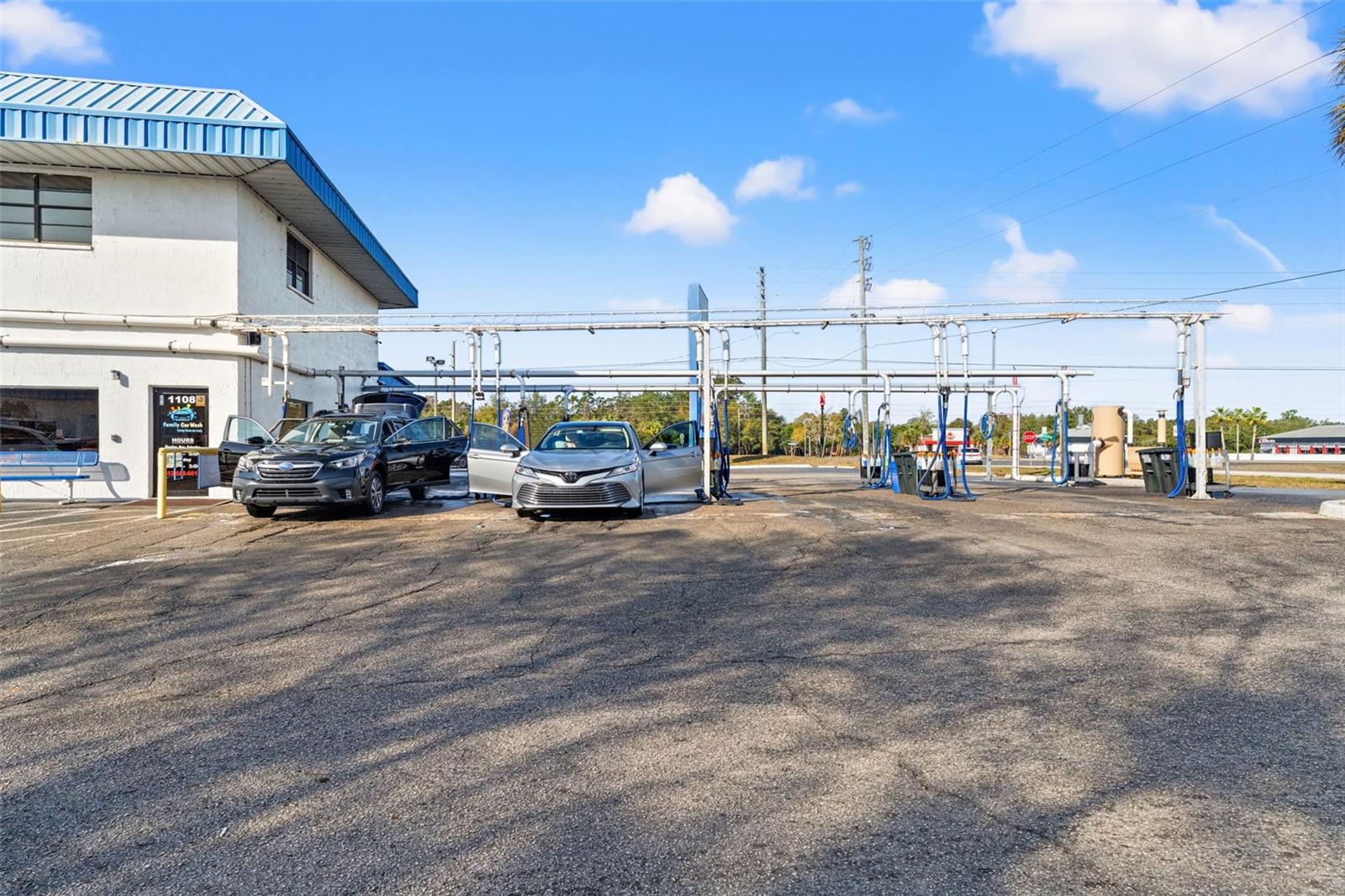 ACREAGE - Commercial Sale