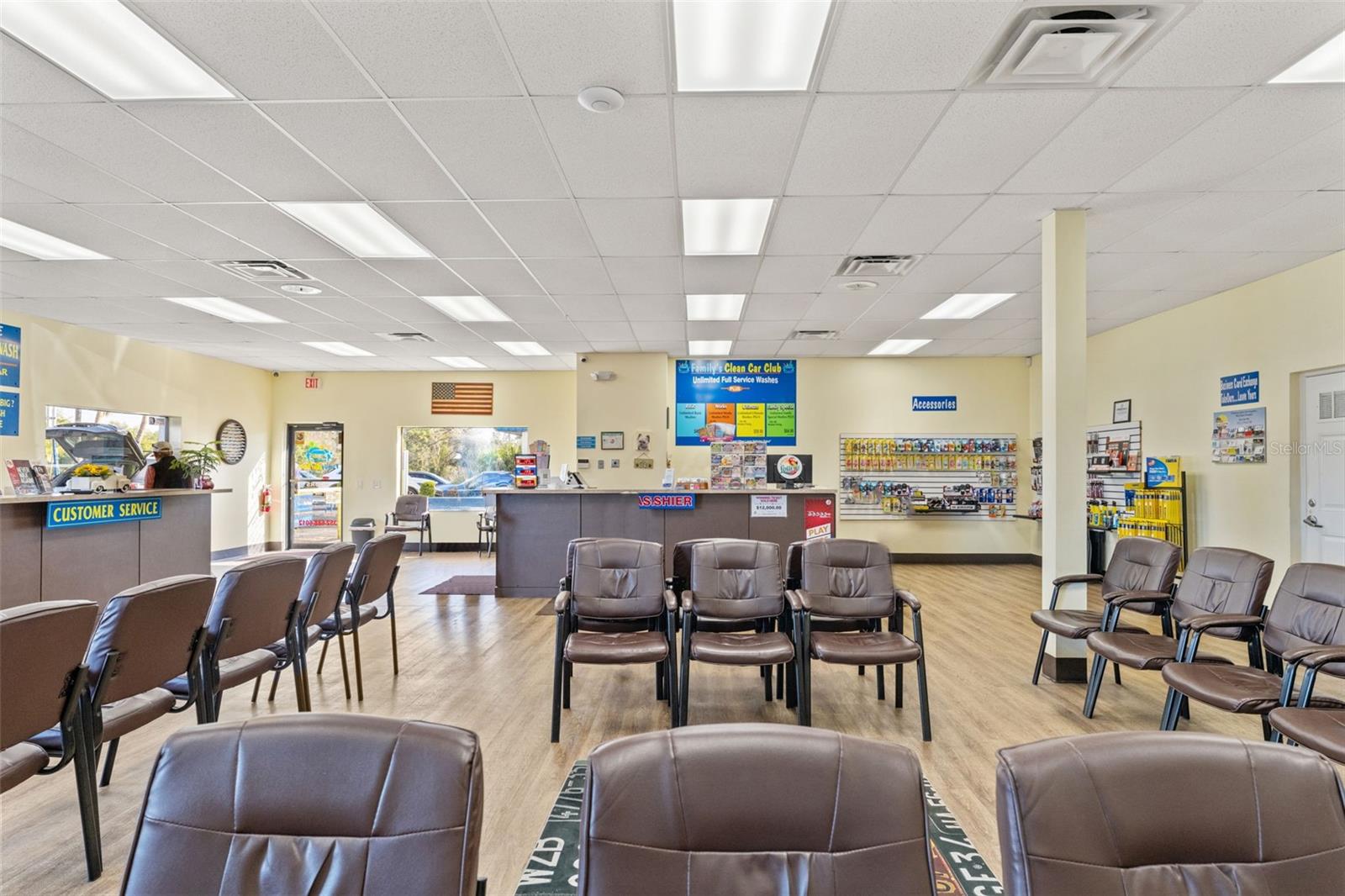 ACREAGE - Commercial Sale