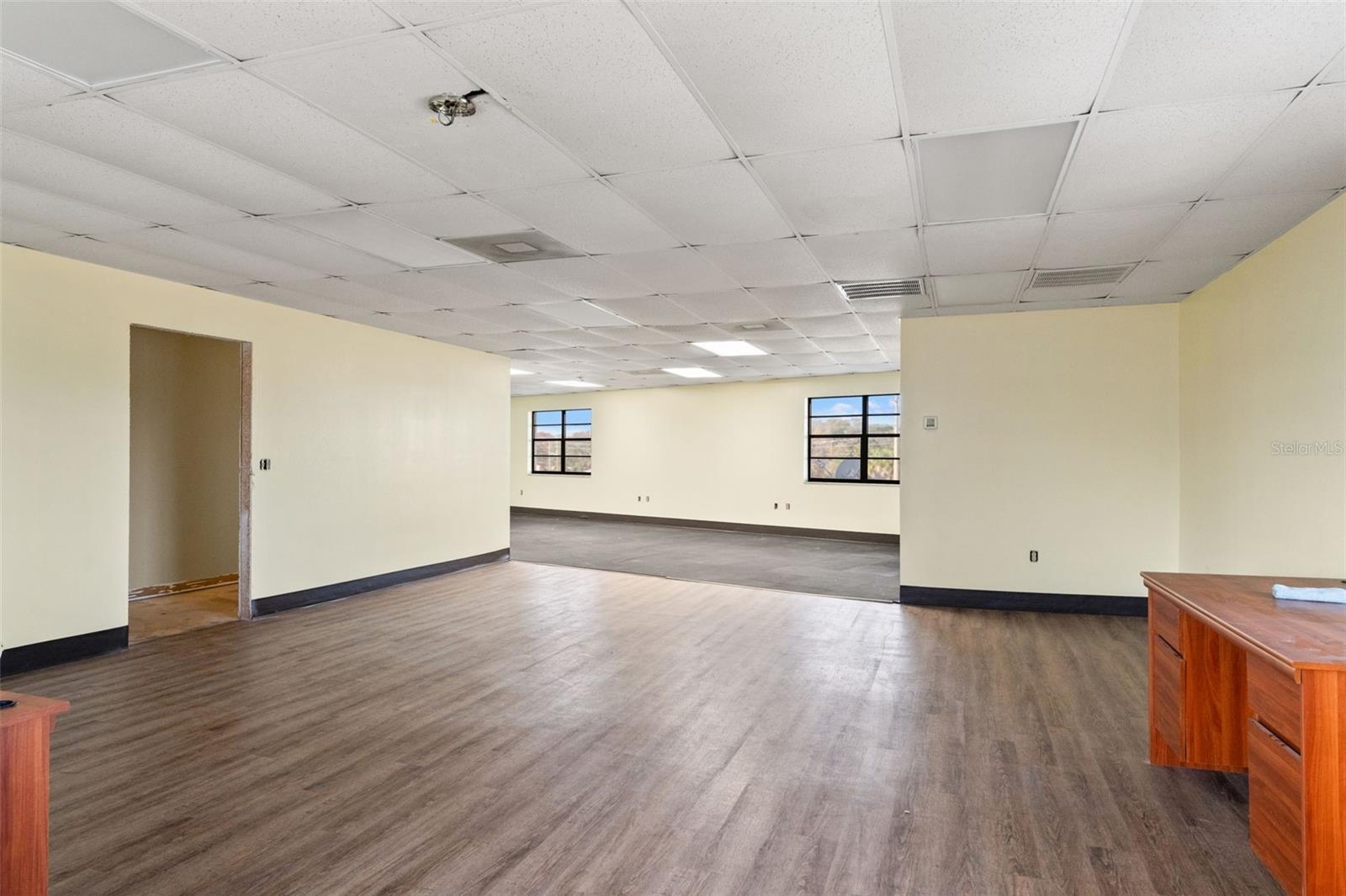 ACREAGE - Commercial Sale