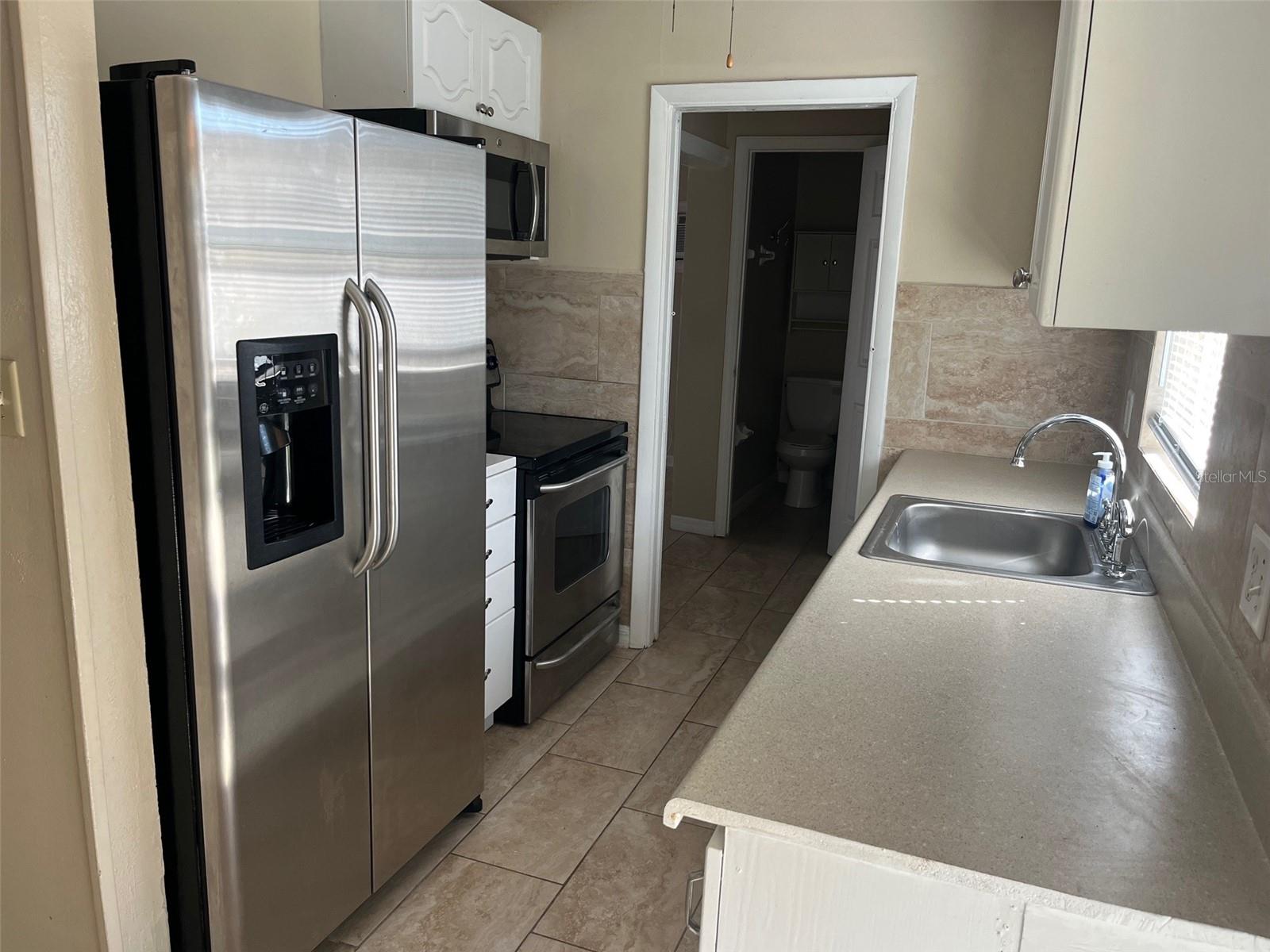 EASTWOOD OAKS - Residential