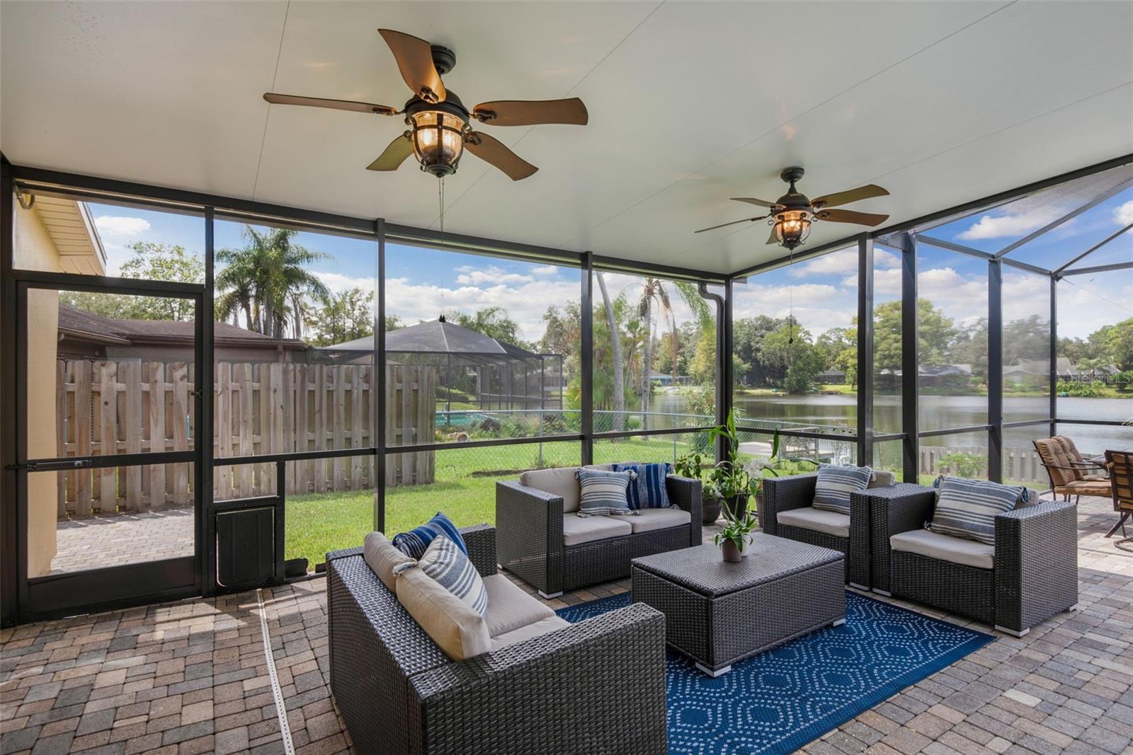 CARROLLWOOD SUB UN 20 - Residential