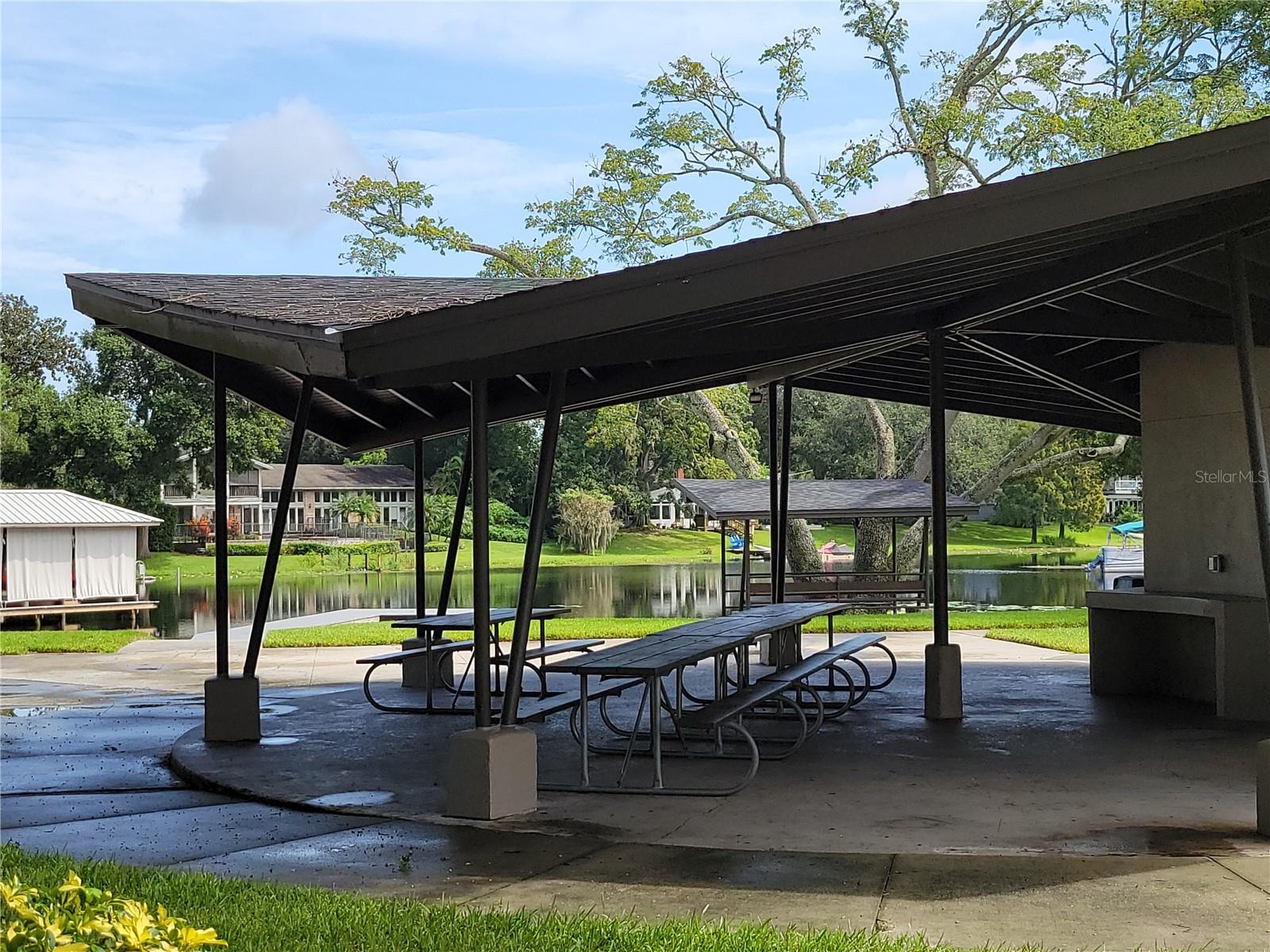 CARROLLWOOD SUB UN 20 - Residential