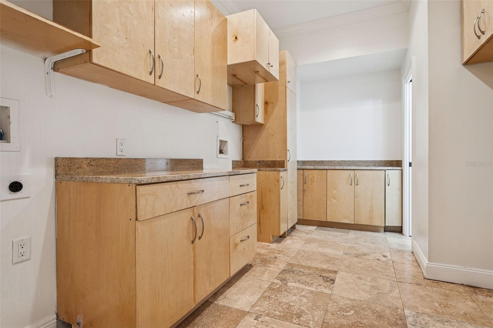 CARROLLWOOD SUB UN 20 - Residential