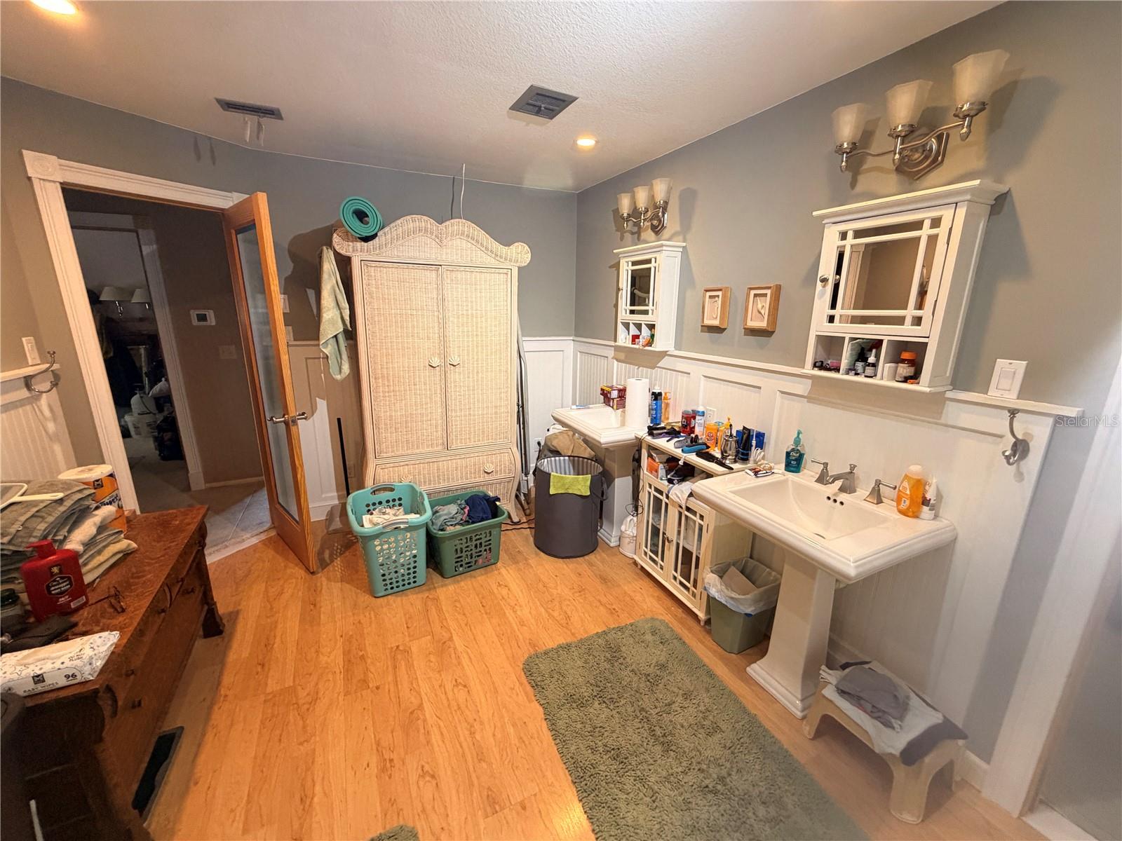 ROSETREE ESTATES - Residential