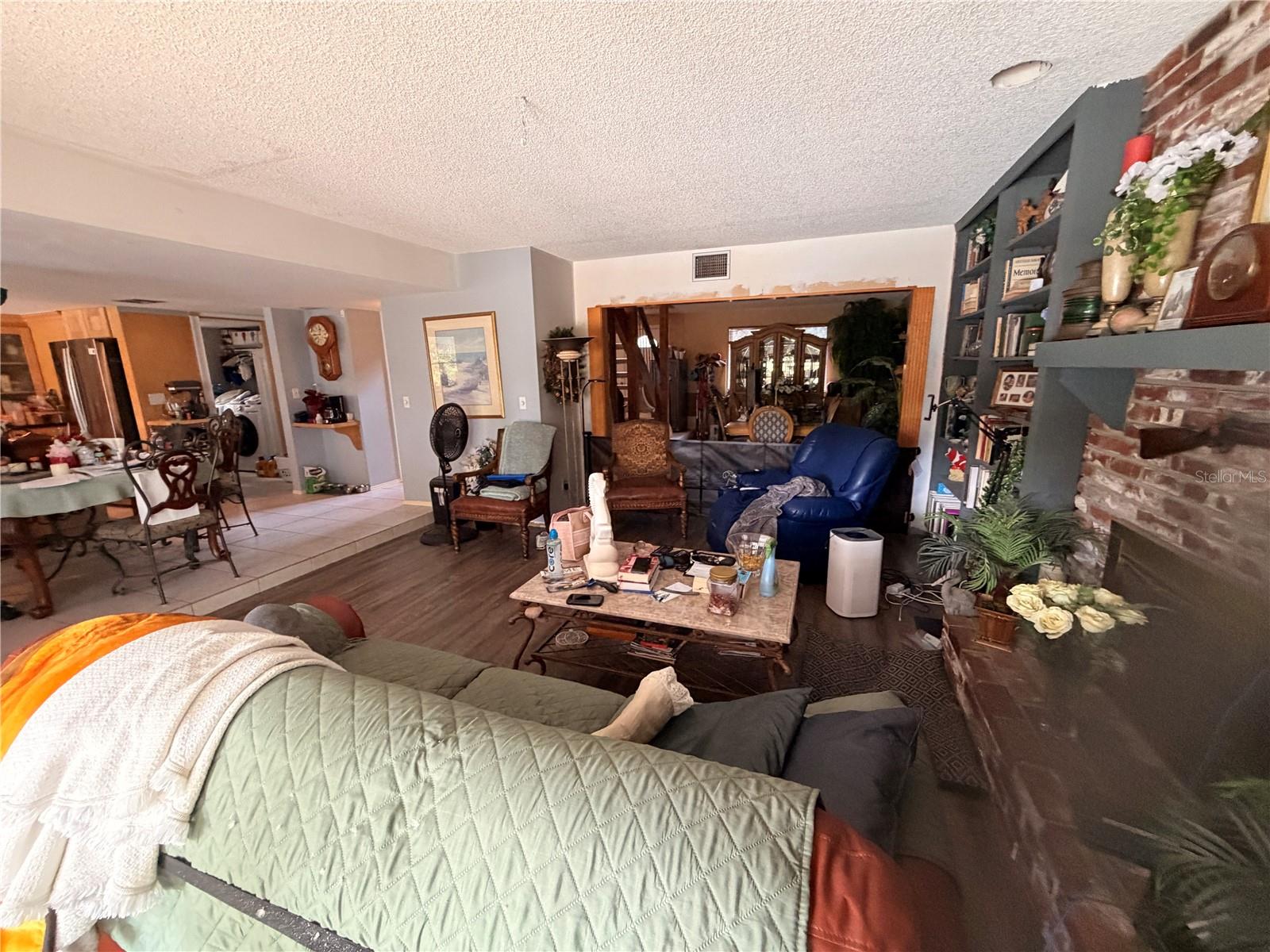 ROSETREE ESTATES - Residential