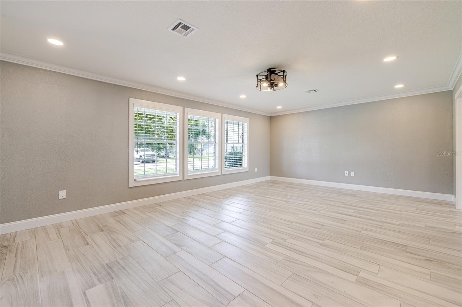 WYCHEWOOD SHORES - Residential